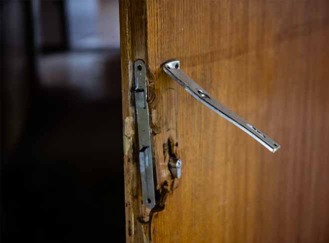Porte fracturée
